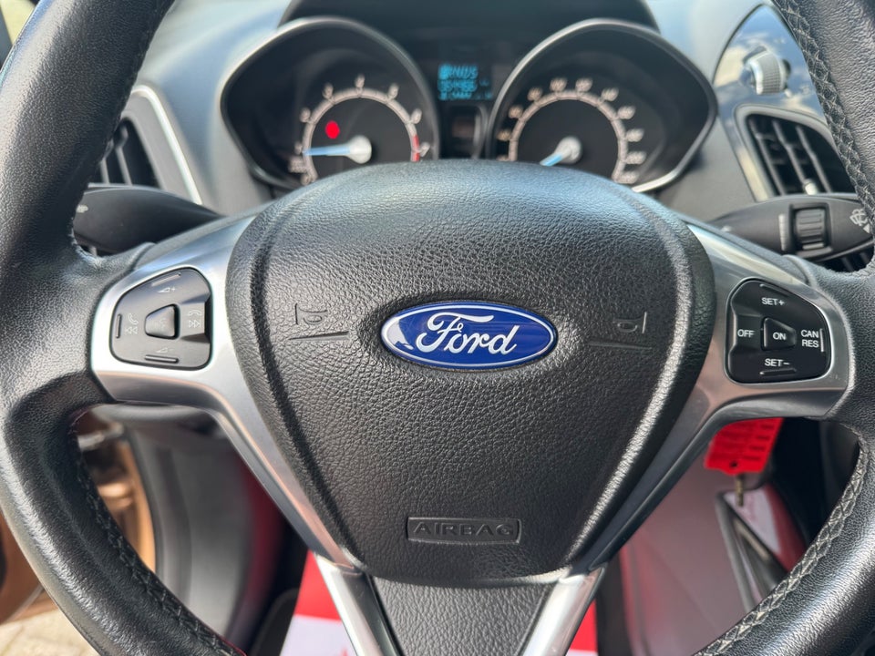 Ford B-MAX 1,6 Ti-VCT 105 Titanium aut. 5d