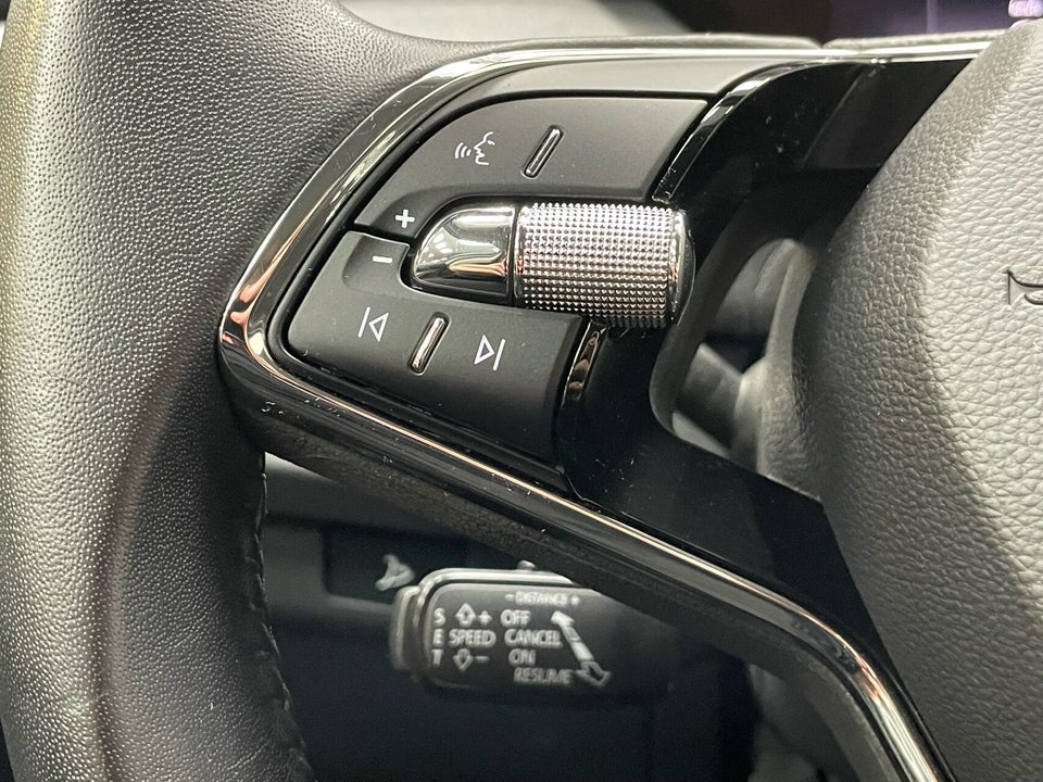 Skoda Enyaq 50 iV 5d