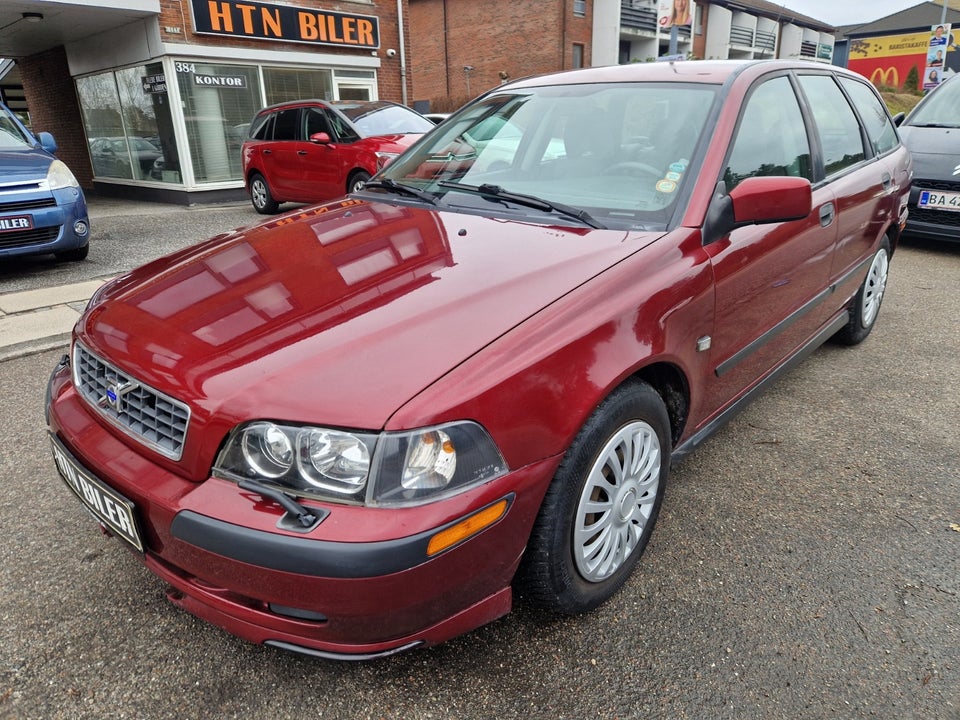 Volvo V40 1,8 Classic aut. 5d