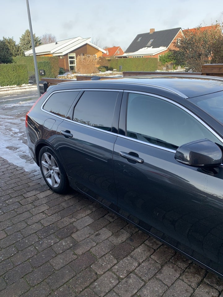 Volvo V90 2,0 D4 190 Momentum aut. 5d