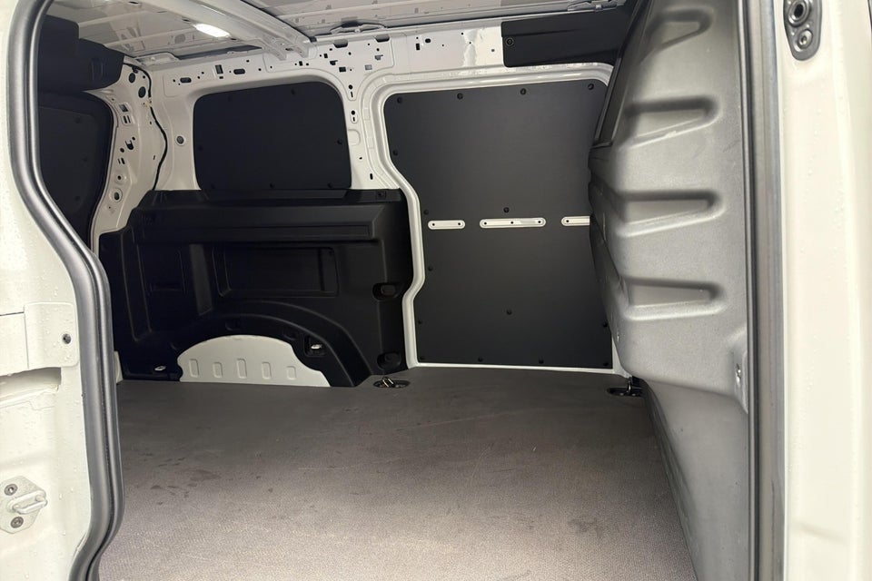 VW ID. Buzz 79 Cargo Pro