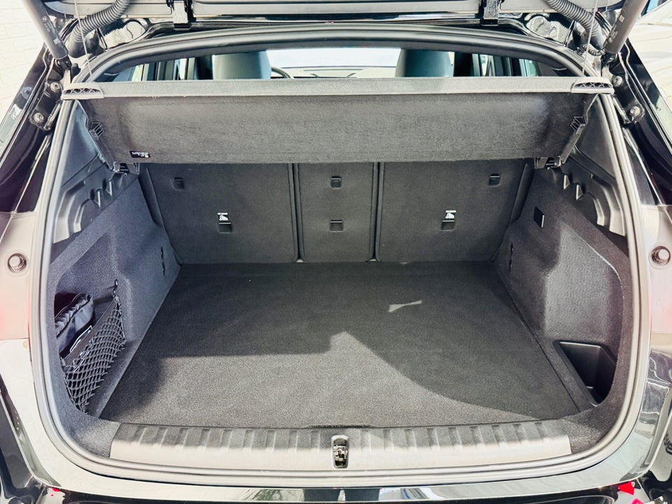 BMW iX1 eDrive20 M-Sport 5d