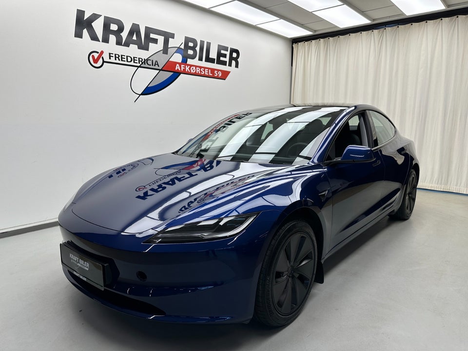 Tesla Model 3 RWD 4d