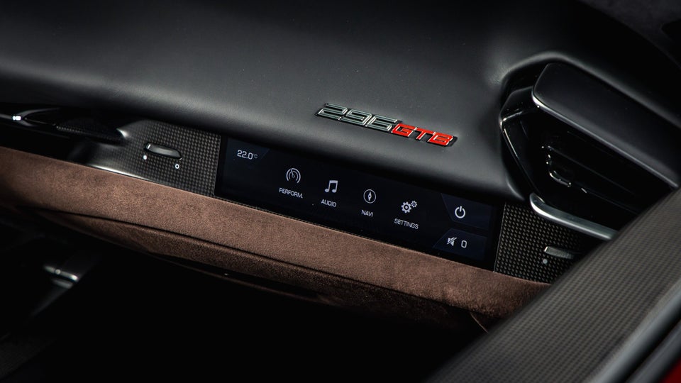 Ferrari 296 GTB 2,9 DCT 2d