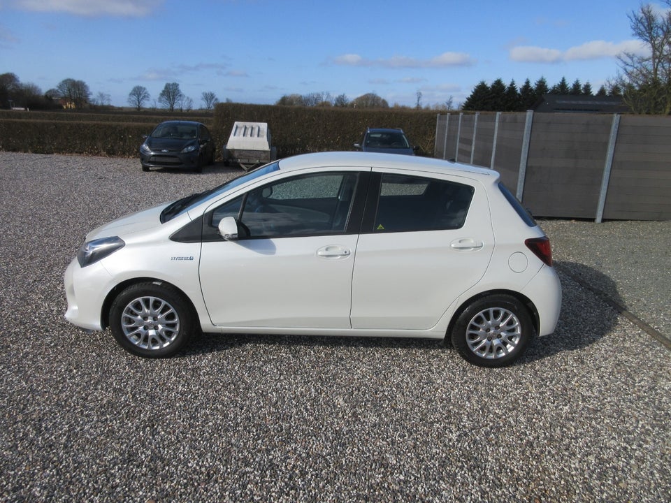 Toyota Yaris 1,5 Hybrid H2 e-CVT 5d