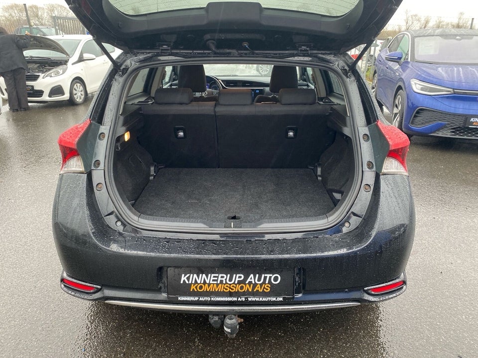 Toyota Auris 1,8 Hybrid H2 Comfort CVT 5d