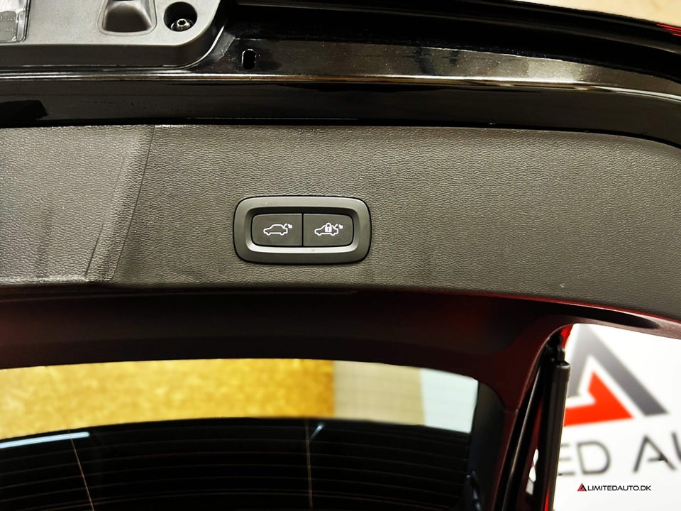 Volvo XC40 P6 ReCharge Plus 5d