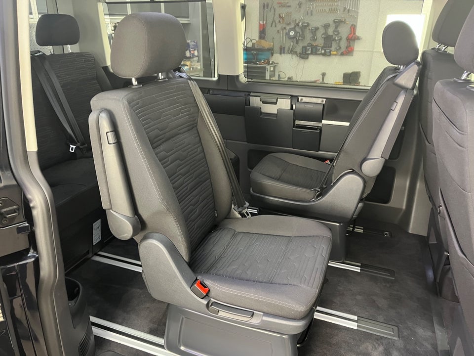 VW Multivan 2,0 TDi 199 Comfortline DSG kort