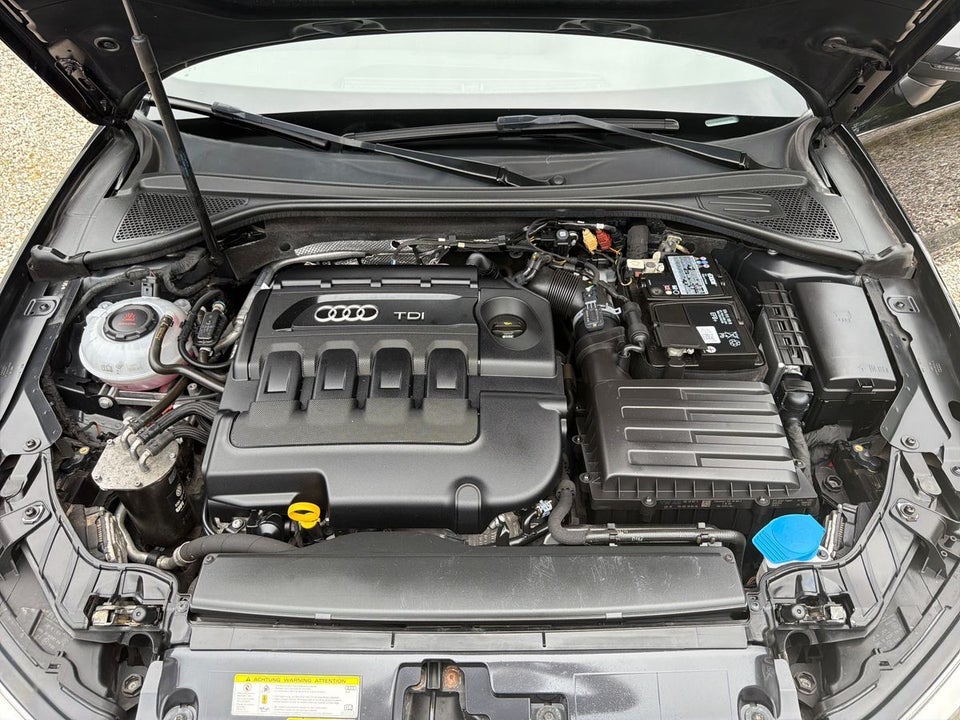 Audi A3 30 TDi Sport Limited Sportback S-tr. 5d