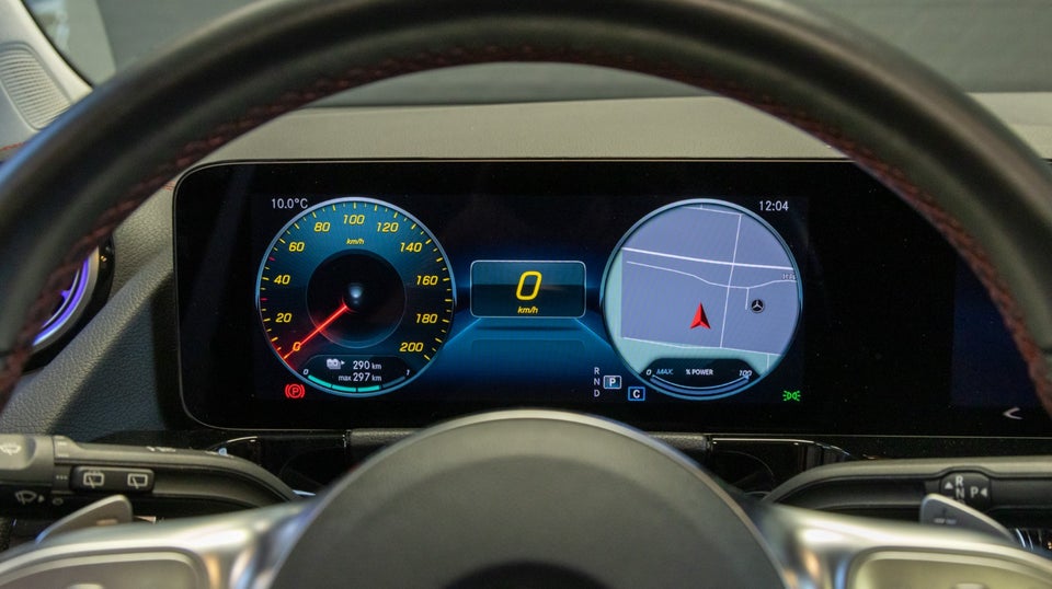 Mercedes EQA300 AMG Line 4Matic 5d