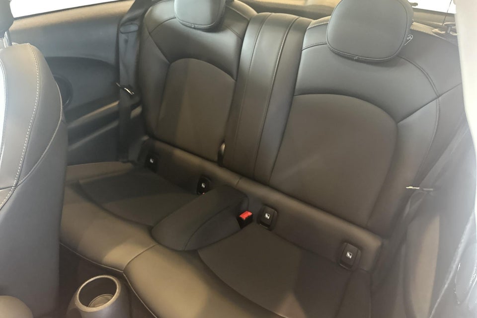 MINI Cooper SE Edition Premium Plus 3d