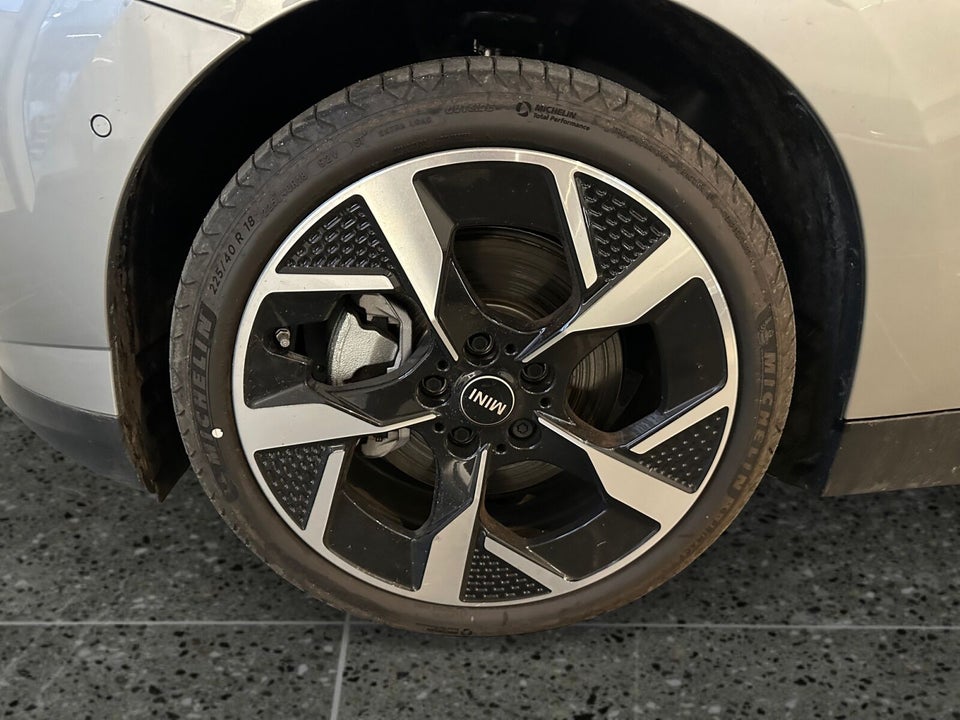 MINI Cooper E Classic Trim S 3d