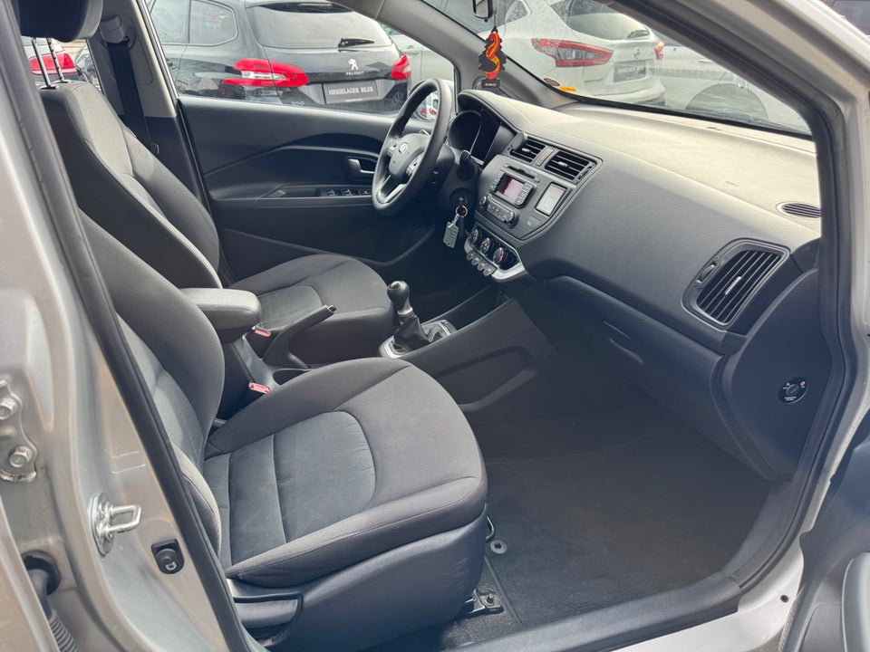 Kia Rio 1,2 CVVT Active 3d