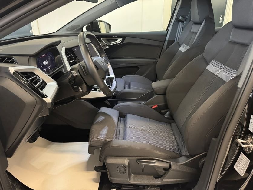 Audi Q4 e-tron 45 Progress 5d