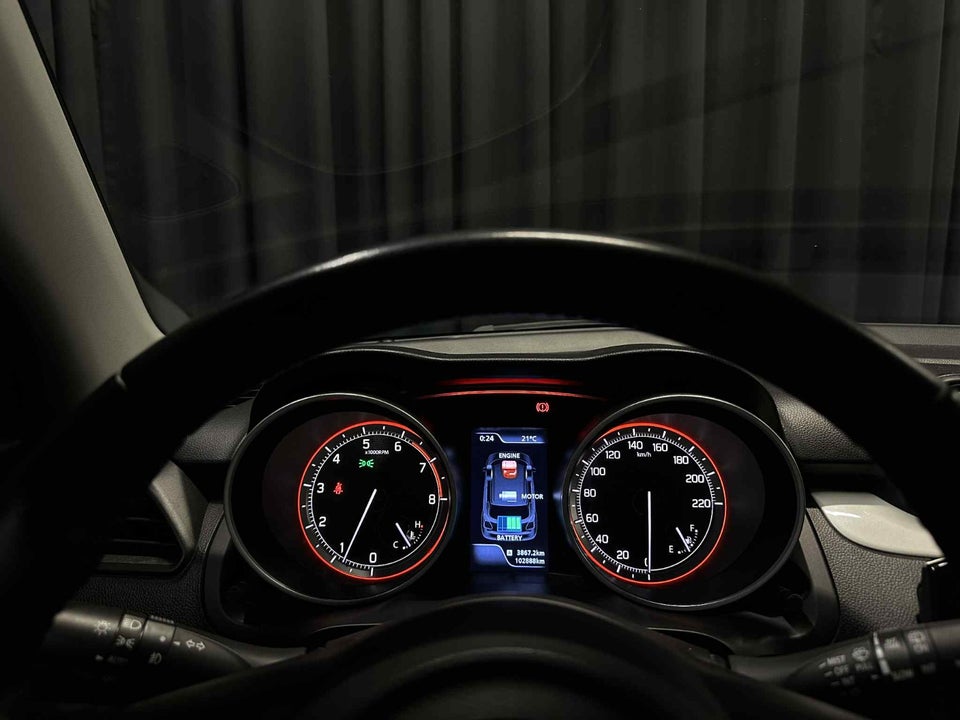 Suzuki Swift 1,0 Boosterjet SHVS Exclusive 5d