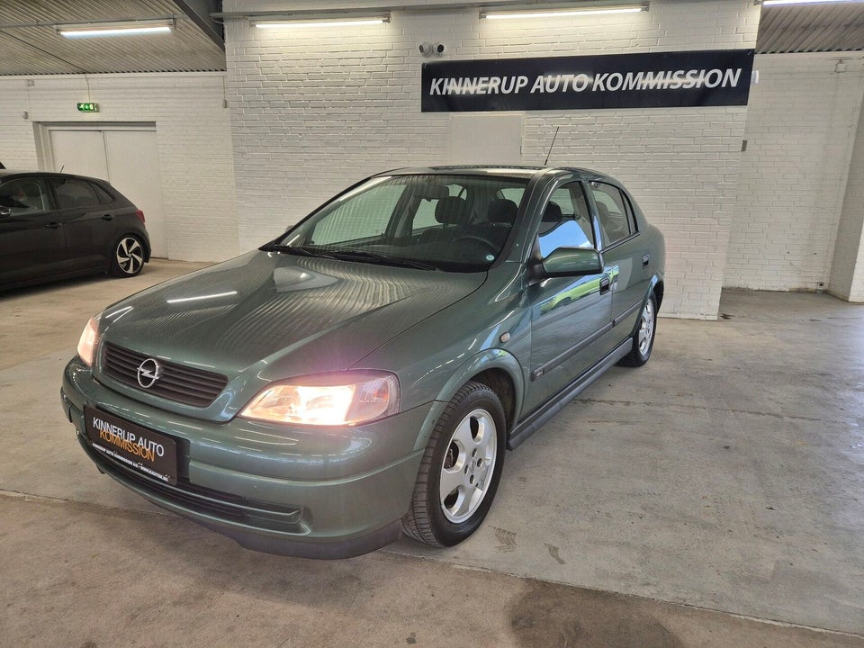 Opel Astra 1,6 100 Edition 5d