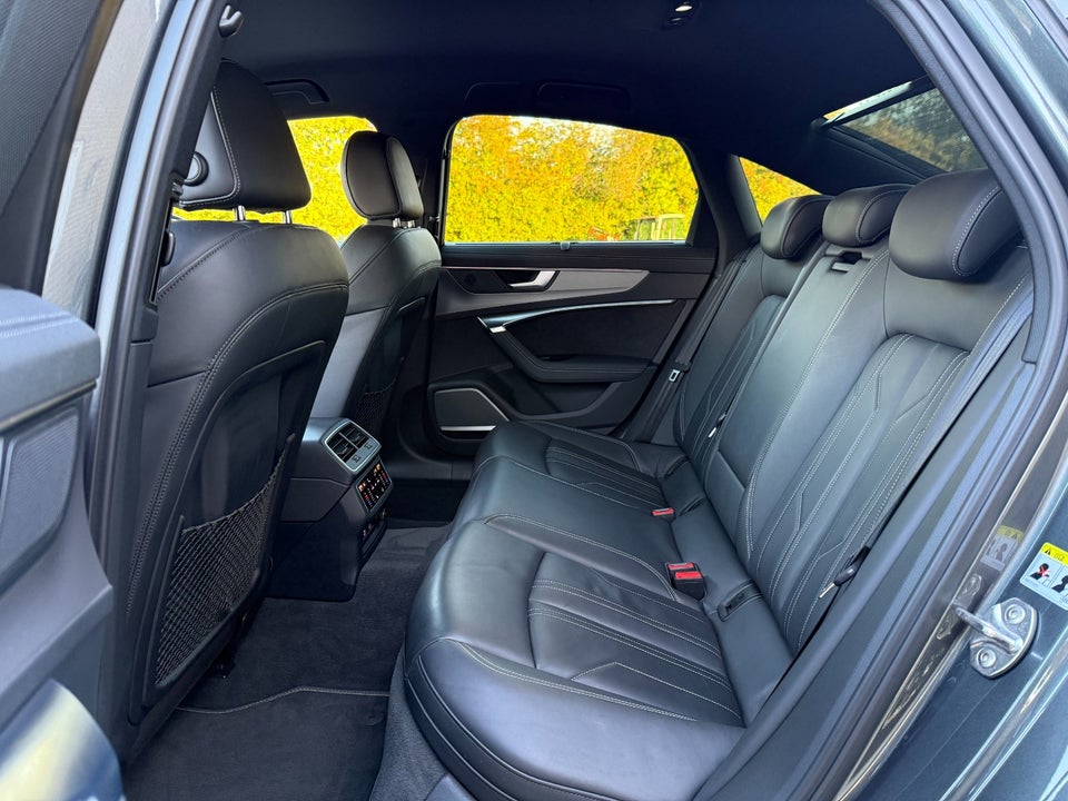 Audi A6 50 TDi S-line quattro Tiptr. 4d