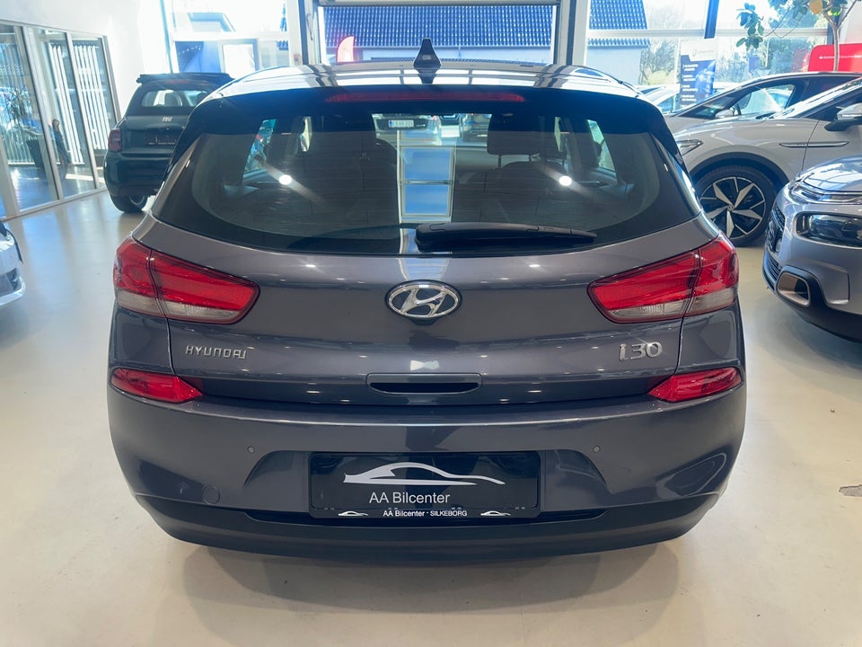 Hyundai i30 1,6 CRDi 110 Life+ 5d