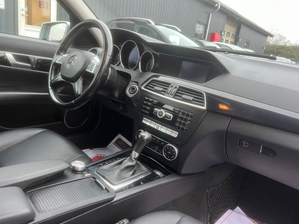 Mercedes C200 2,2 CDi Elegance stc. aut. BE 5d