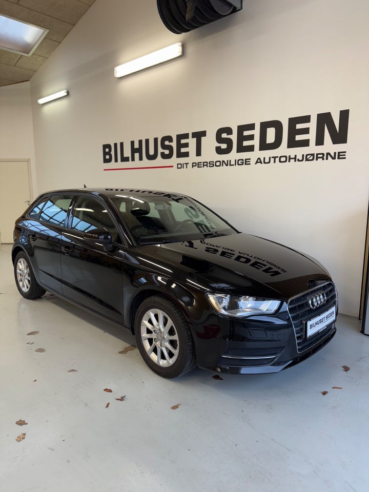 Audi A3 1,2 TFSi 110 Ambiente Sportback 5d