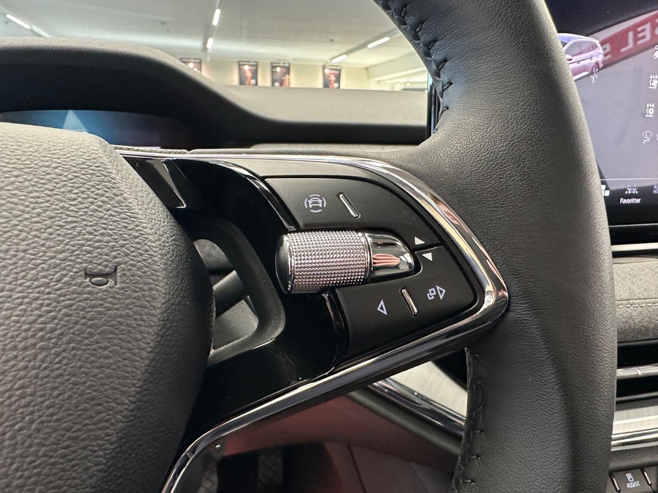 Skoda Enyaq 50 iV 5d