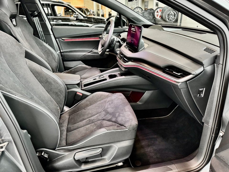 Skoda Enyaq 85 iV Sportline Advanced 5d