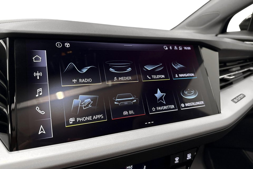Audi Q4 e-tron 45 Progress 5d