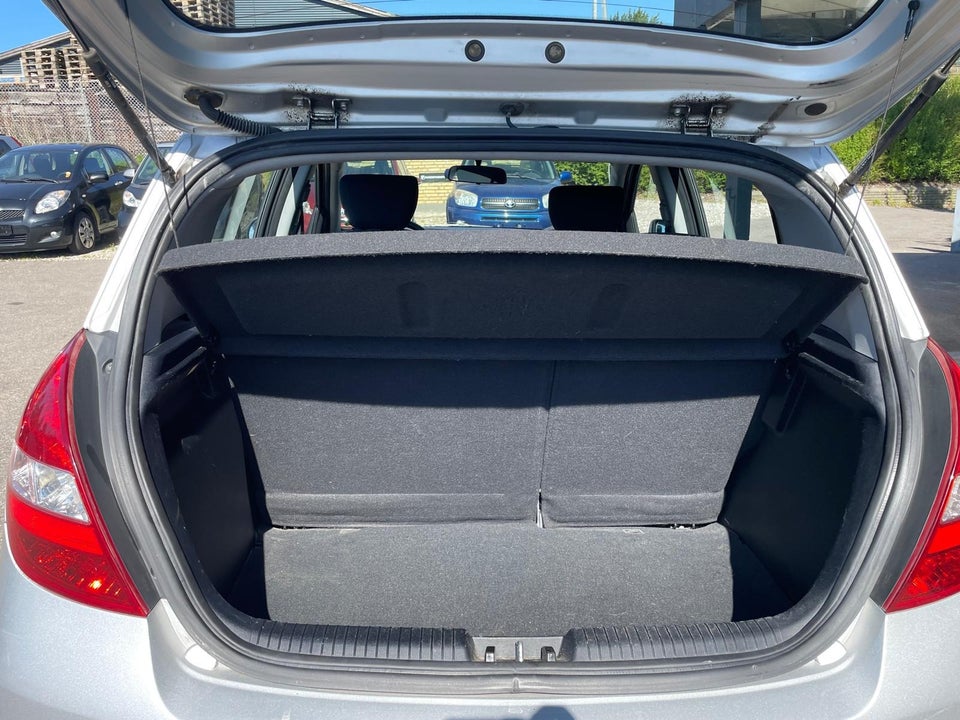 Hyundai i20 1,4 Comfort aut. 5d