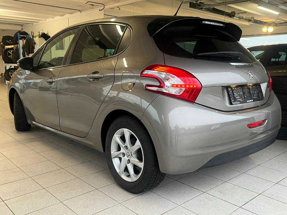 Peugeot 208 1,4 e-HDi 68 Active ESG 5d