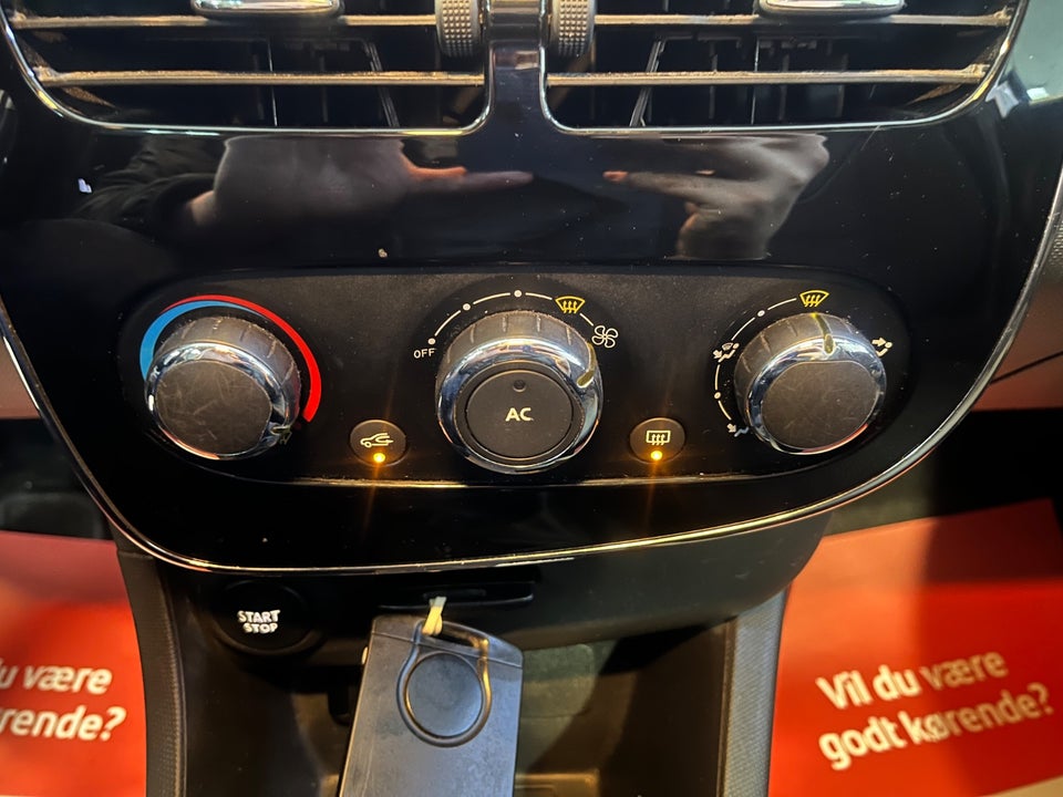 Renault Clio IV 1,5 dCi 90 Expression 5d