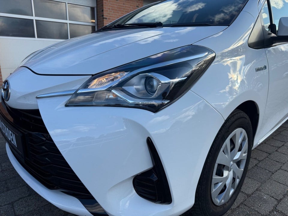 Toyota Yaris 1,5 Hybrid H2 e-CVT 5d
