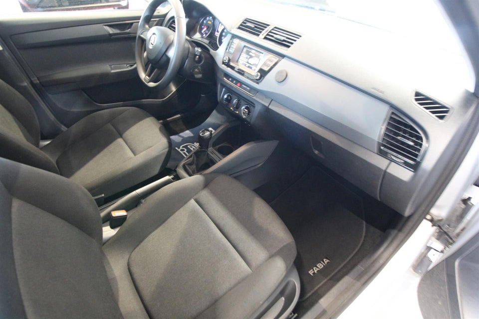 Skoda Fabia 1,0 MPi 75 Active 5d