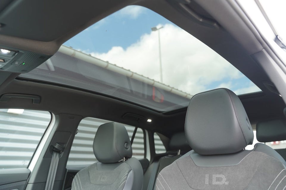 VW ID.4 77 Pro Style+ 5d