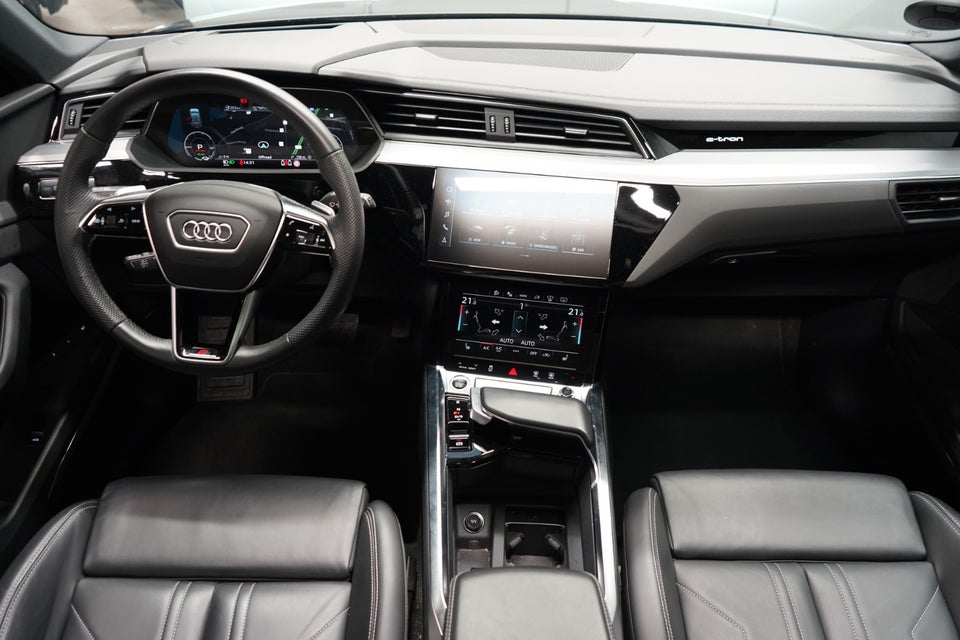 Audi e-tron 55 S-line quattro 5d