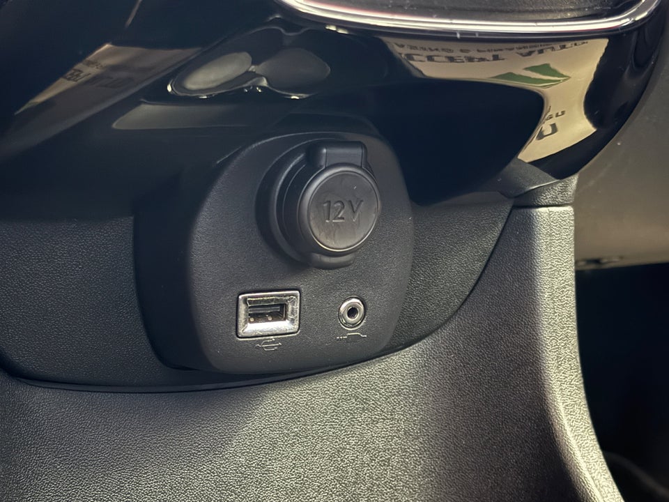 Citroën C1 1,0 VTi Attaque+ 5d