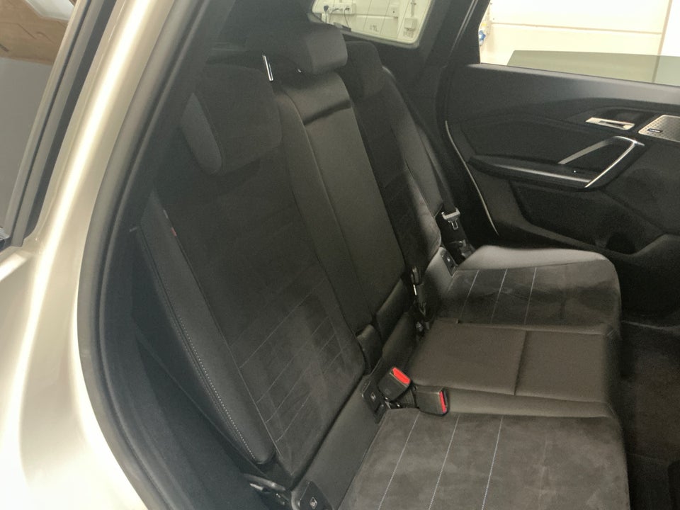 BMW iX1 xDrive30 M-Sport 5d