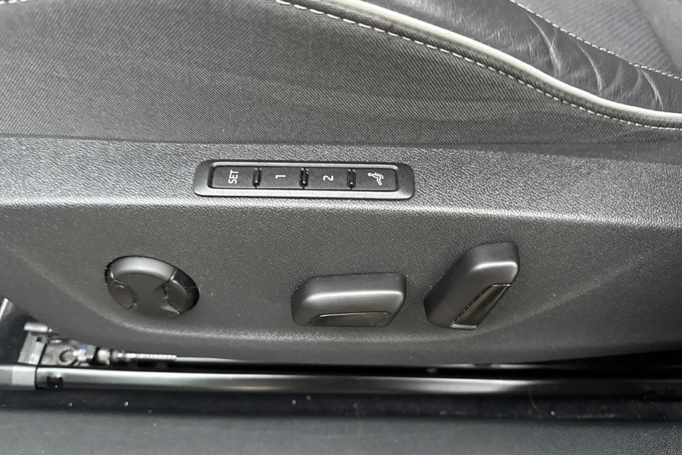 Skoda Enyaq 80x iV Sportline 5d