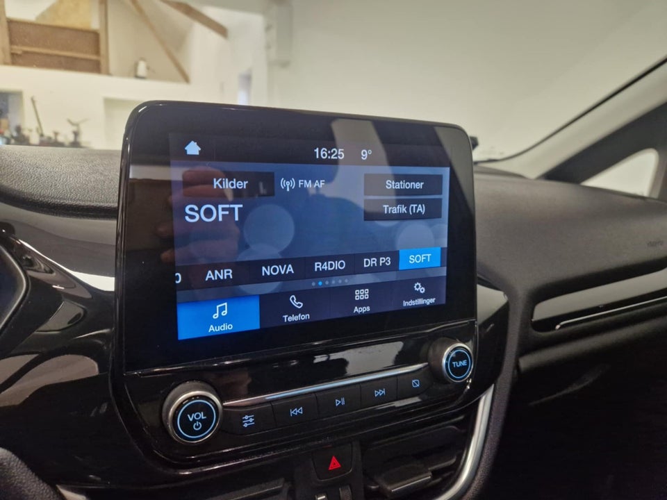 Ford Fiesta 1,0 EcoBoost Titanium 5d