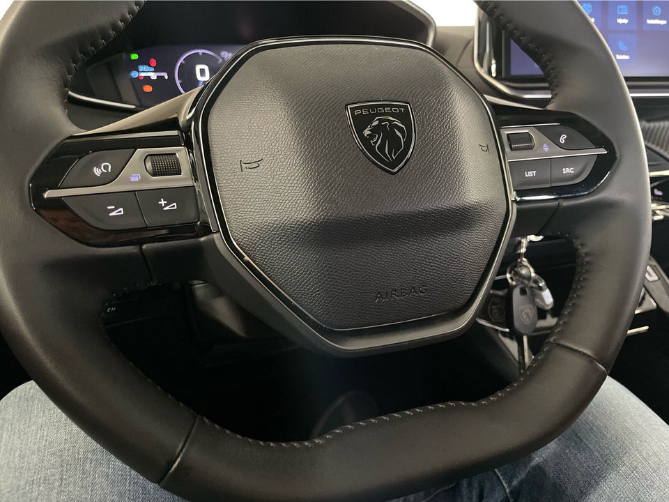 Peugeot 208 1,2 PureTech 100 Allure+ 5d
