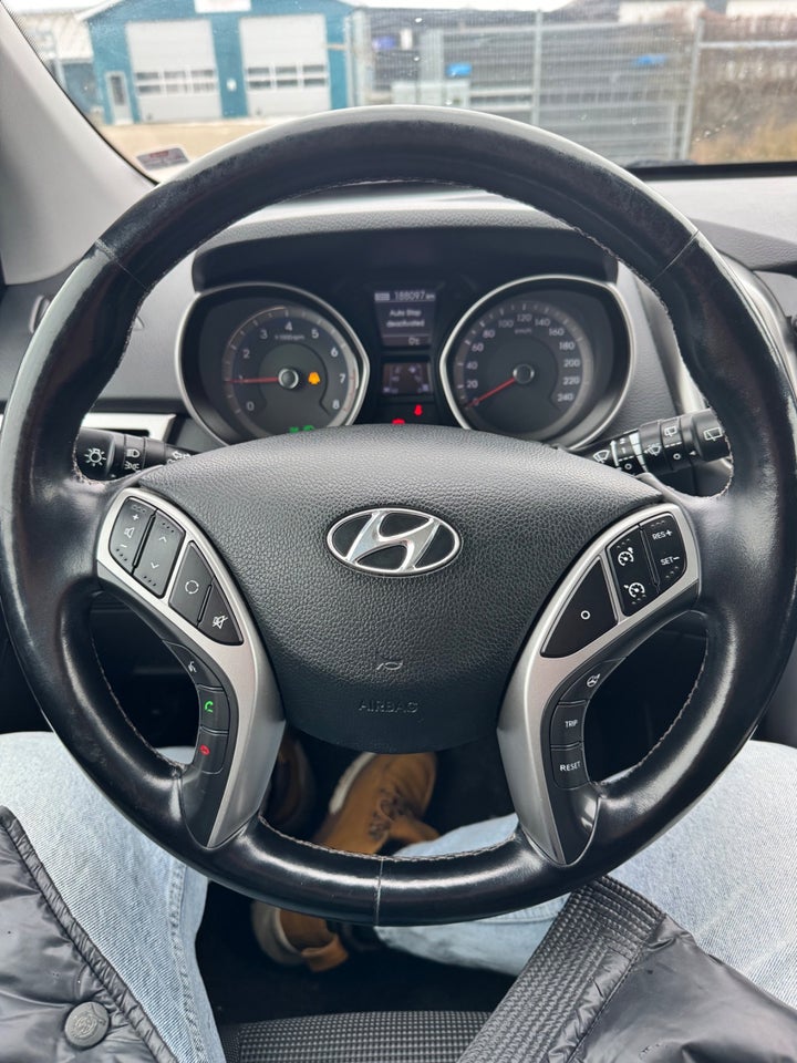 Hyundai i30 1,4 CVVT Comfort 5d