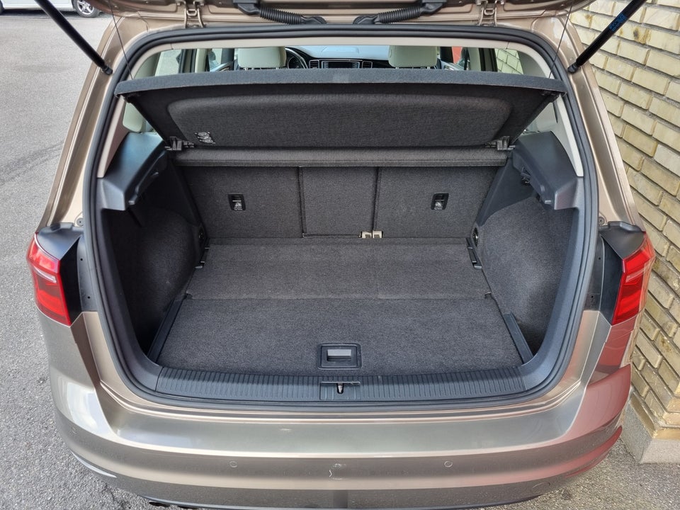 VW Golf Sportsvan 1,4 TSi 125 Highline BMT 5d