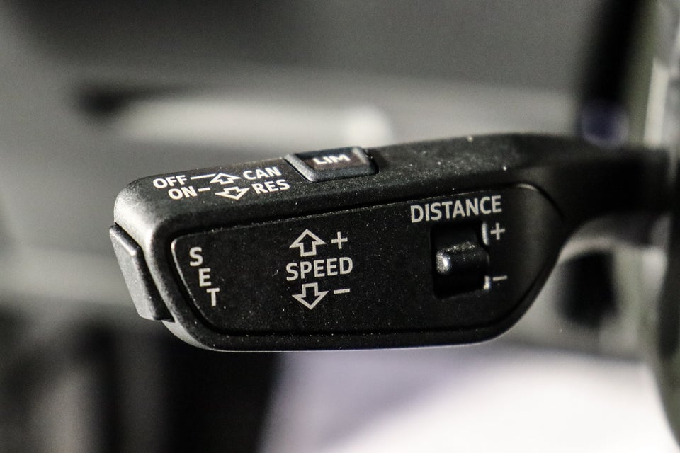 Audi e-tron 55 quattro 5d