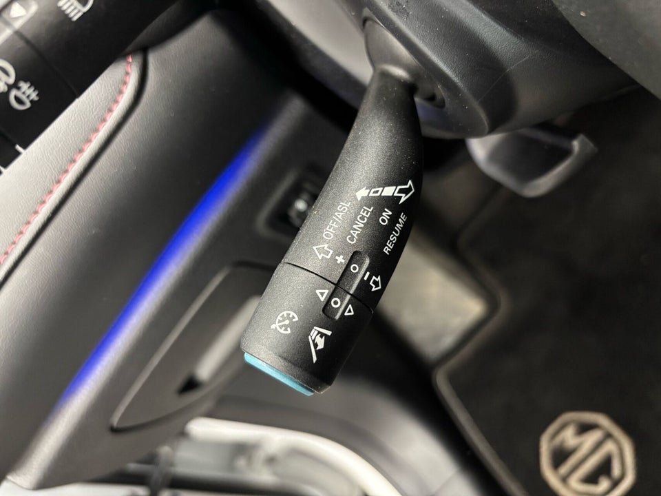 MG EHS 1,5 PHEV Luxury 5d