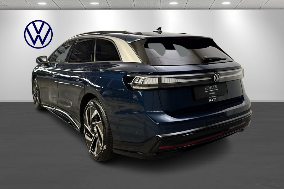VW ID.7 77 Style Tourer 5d