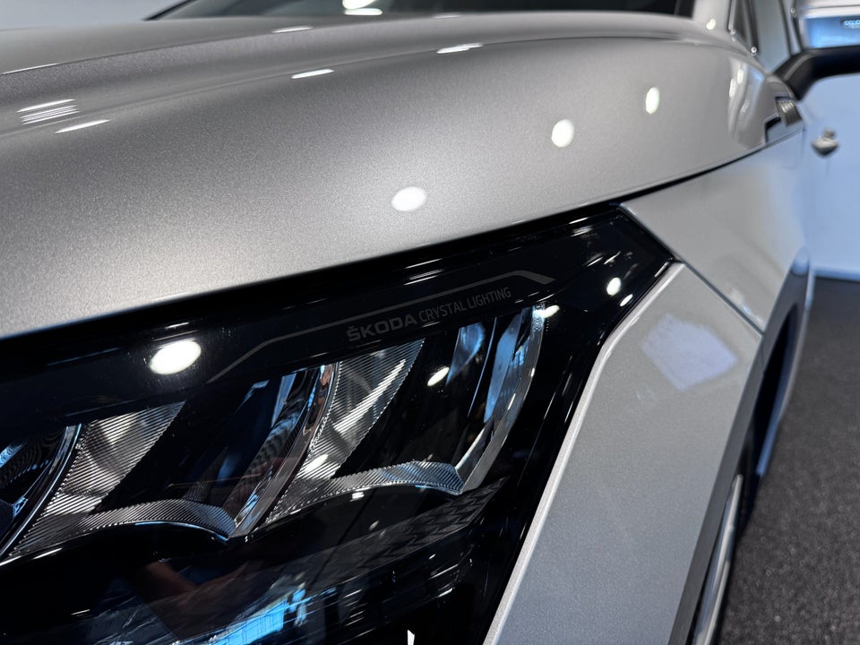 Skoda Enyaq 80 iV Suite 5d