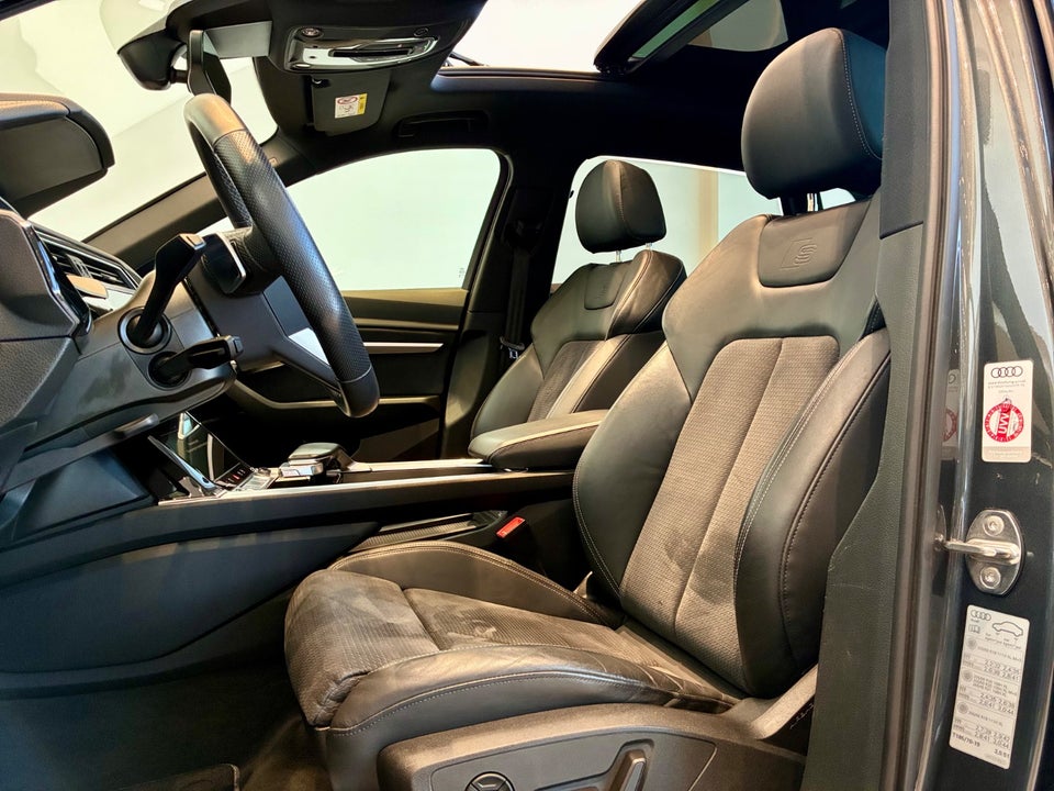 Audi e-tron 55 S-line quattro 5d
