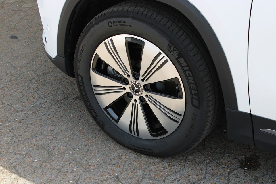 Mercedes EQA250+ Progressive 5d