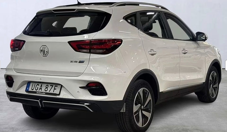 MG ZS 70 Luxury 5d