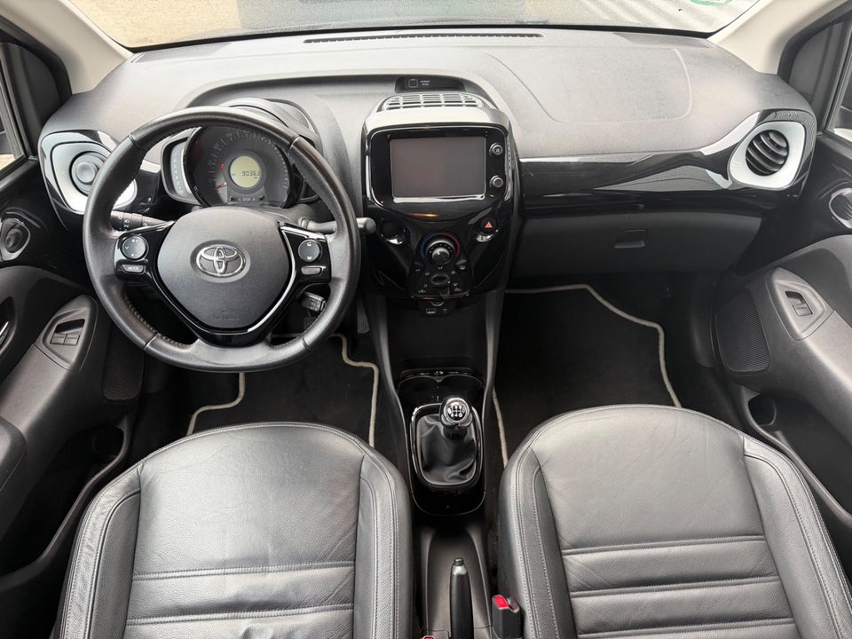 Toyota Aygo 1,0 VVT-i x-cellence 5d