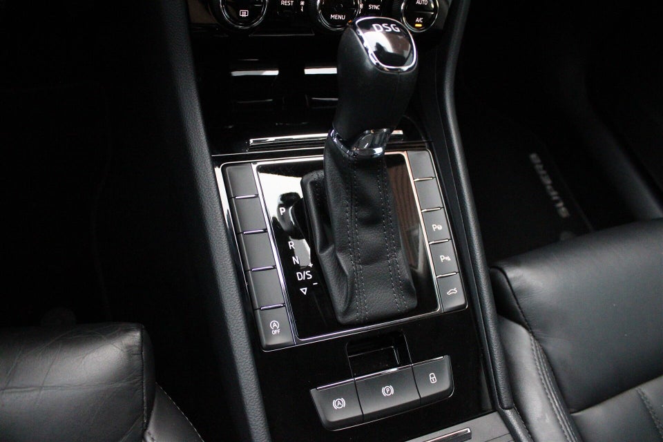 Skoda Superb 1,5 TSi 150 Style Business Combi DSG 5d